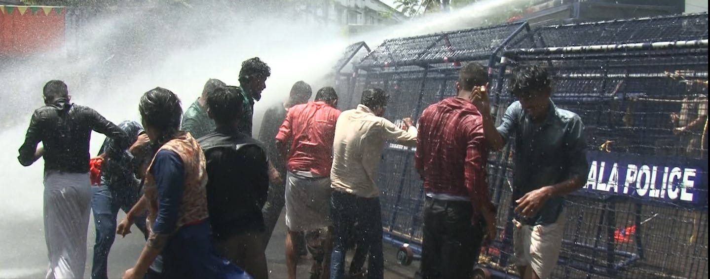 കോഴിക്കോട്ട് എ.ബി.വി.പി  മാര്‍ച്ചില്‍ സംഘര്‍ഷം