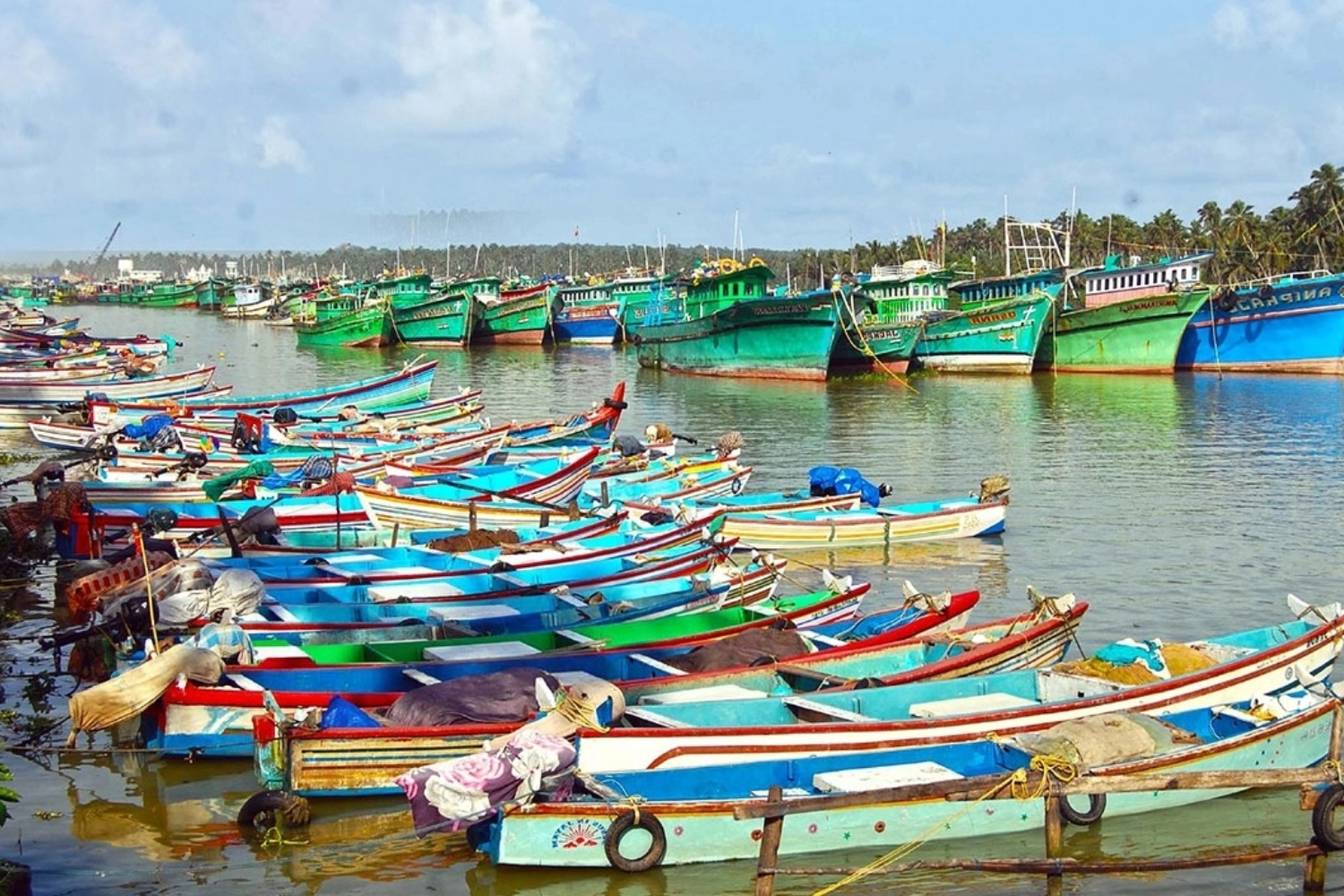 ട്രോളിംഗ് നിരോധനം വെള്ളിയാഴ്ച മുതല്‍